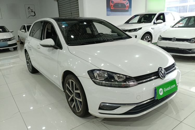 Used Volkswagen Golf 2020 Zhiai Edition 280TSI DSG Comfort Model Front Right 45 Deg