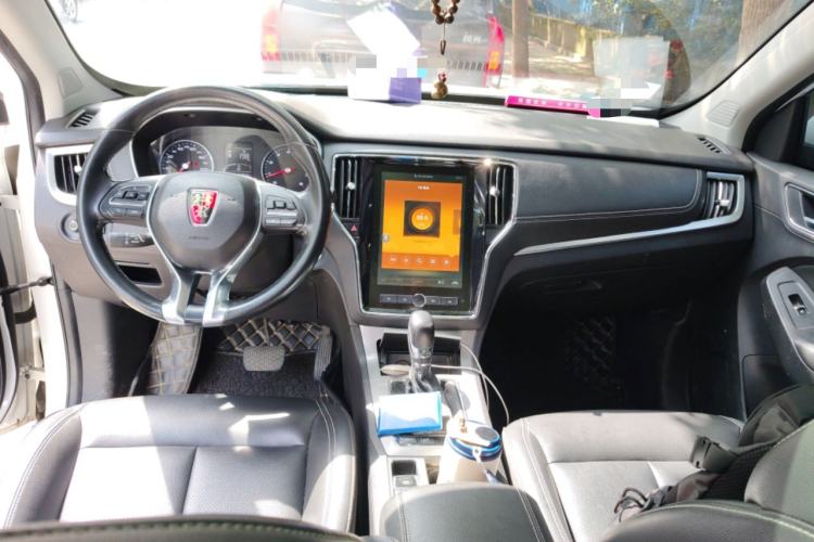 Used Roewe RX5 2019 20T Two-Wheel Drive Automatic 4G Connected Platinum Edition
