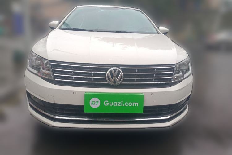 Used Volkswagen Lavida 2017 1.6L Automatic Comfort Edition
