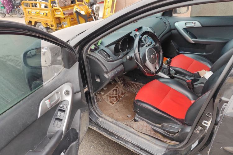 Used Kia Forte 2014 1.6L MT GL