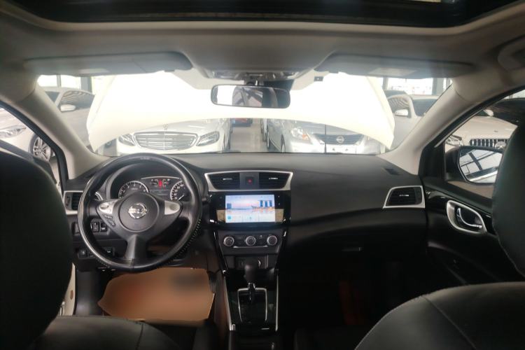 Used Nissan Sylphy 2021 Classic 1.6XL CVT Luxury Edition Center Console