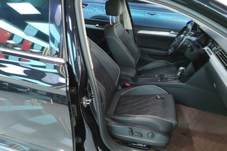 Used Volkswagen Magotan GTE Plug-in Hybrid 2022 GTE Luxury Model