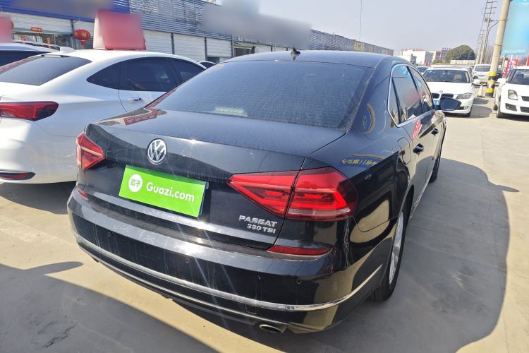 Used Volkswagen Passat 2016 330TSI DSG Luxury Edition
