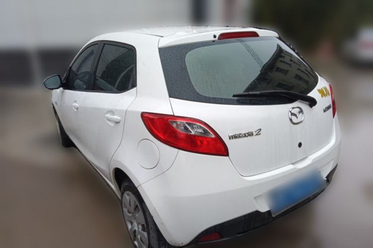 Used Mazda Mazda 2 2012 Hatchback Xuan Dong 1.3L Automatic Standard Edition