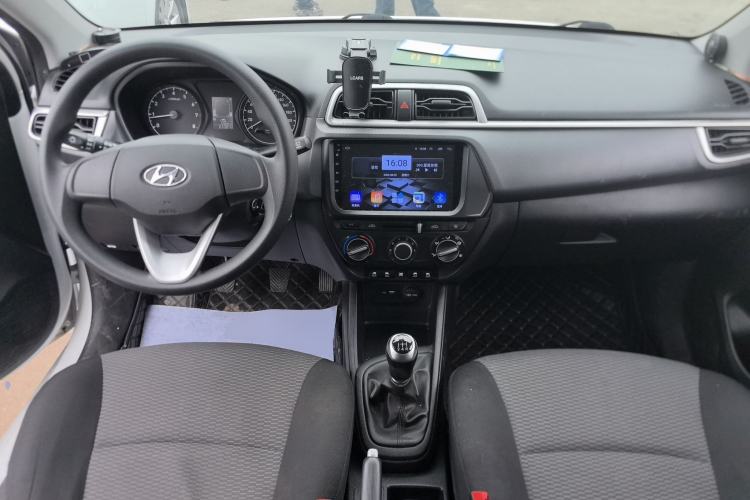 Used Hyundai Verna (older generation) 2017 1.4L Manual Huancai Edition China V Standard
