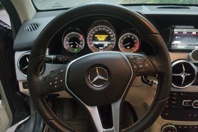 Used Mercedes-Benz GLK-Class 2013 GLK 300 4MATIC Fashion Model