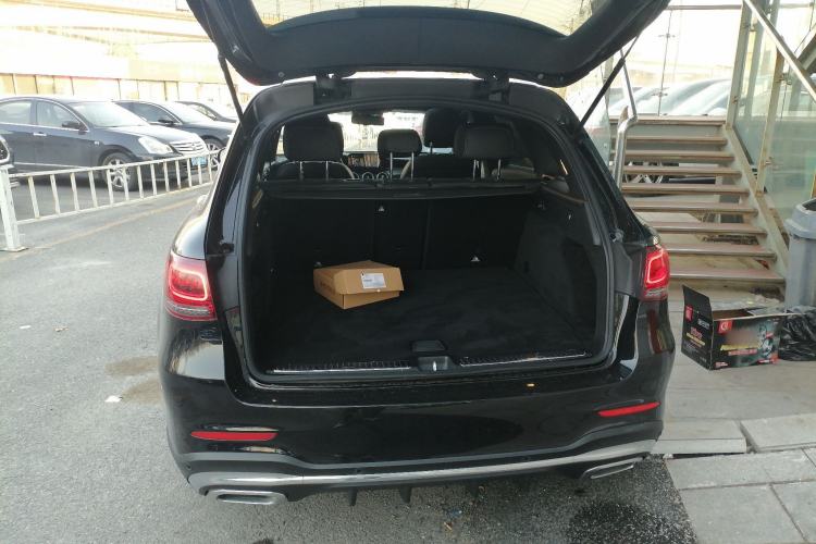 Used Mercedes-Benz GLC 2020 Facelift GLC 300 L 4MATIC Dynamic Edition