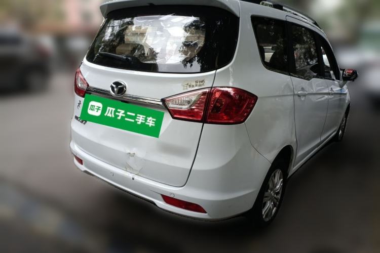 Used FAW Yingzhi 737 2015 1.5L Manual Deluxe Navigation Version
