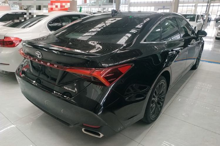 Used Toyota Avalon 2019 2.5L Touring Premium Version China VI Standard