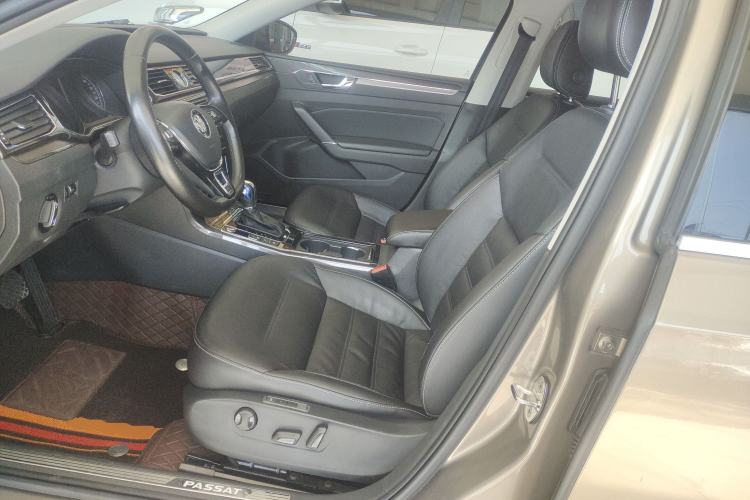 Used Volkswagen Passat 2017 330TSI DSG Prestige Edition