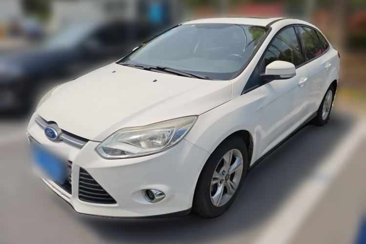 Used Ford Focus 2012 Sedan 1.6L Automatic Fashion Edition