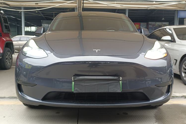 Used Tesla Model Y 2024 Rear-Wheel-Drive Version
