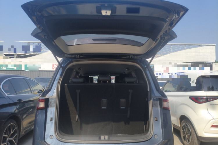 Used Wuling Jiachen 2022 1.5L Manual Comfort Edition
