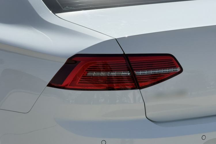 Used Volkswagen Magotan 2018 330TSI DSG Luxury Model Exterior 7