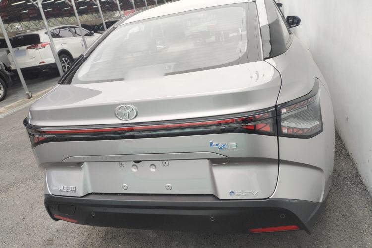 Used Toyota bZ3 2024 517 km Elite PRO