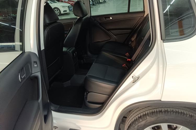 Used Volkswagen Tiguan L 2017 300TSI Automatic Two-Wheel Drive Silk Road Luxury Edition