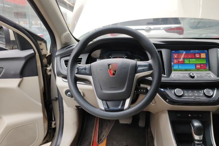 Used Roewe 360 2015 20T TST Deluxe Edition
