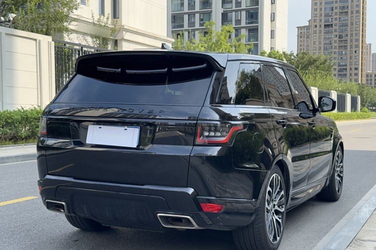 Used Land Rover Range Rover Sport 2022 3.0 L6 YAO Black Edition
