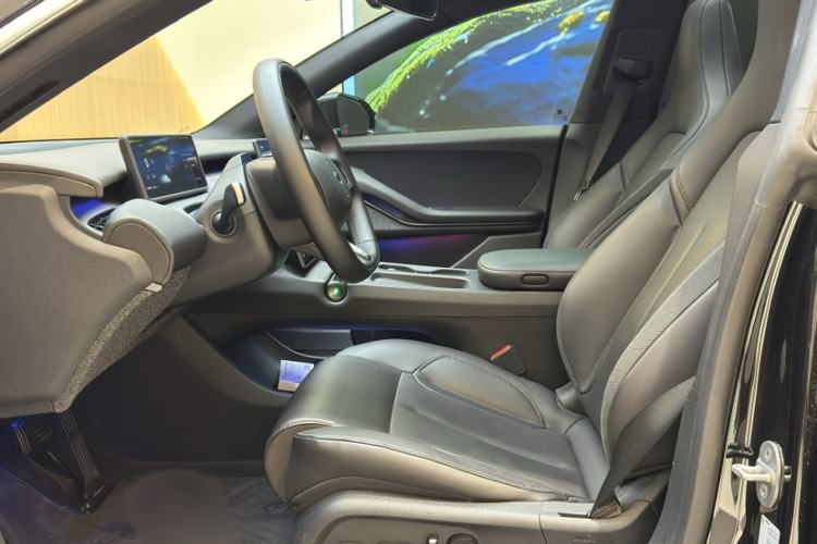 Used Nio ET5T 2024 75kWh Touring Interior 8