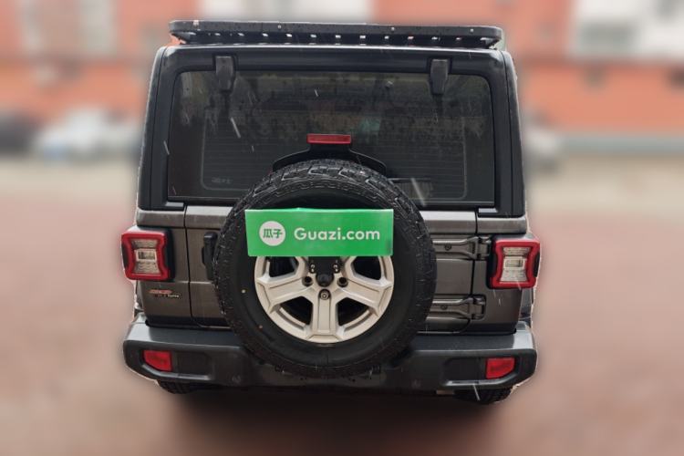 Used Jeep Wrangler 2019 2.0T Sahara Four-Door Version China VI Emission Standard
