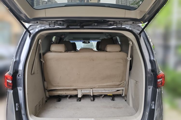 Used Buick GL8 2022 Land Cruiser Executive Class 652T Comfort Model Trunk