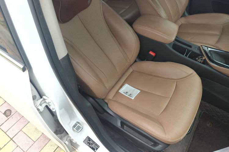 Used Buick GL6 2021 323T Mild Hybrid Connect Luxury Model
