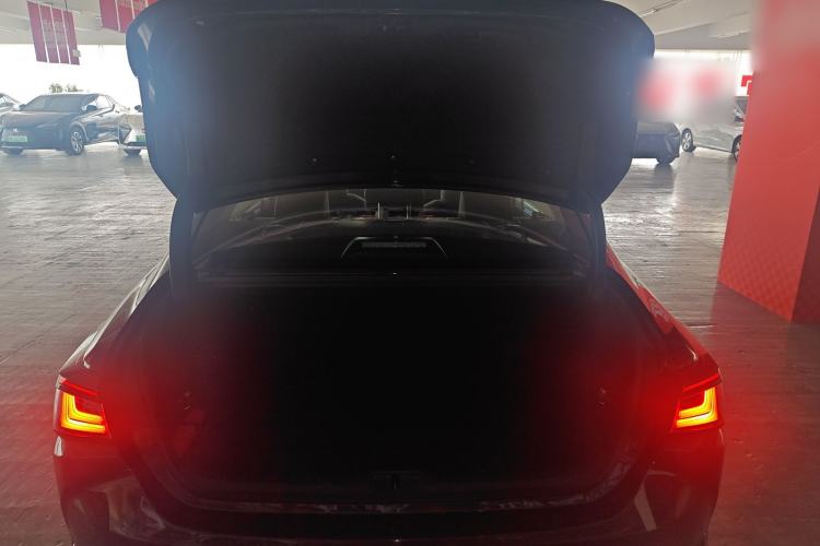 Used Lexus ES 2025 300h Deluxe Edition
