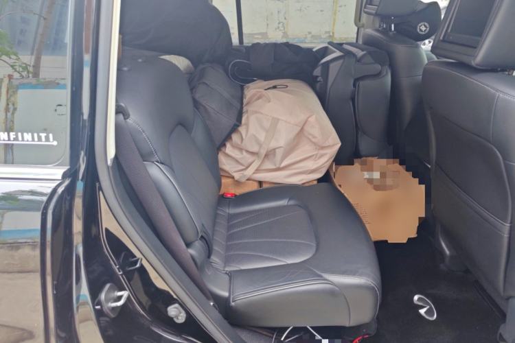 Used Infiniti QX80 2016 5.6L 4WD
