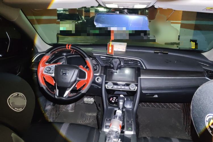 Used Honda Civic 2019 220TURBO CVT Dynamic Edition China VI Emission Standard Center Console