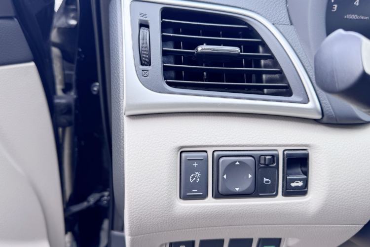 Used Nissan Sylphy 2019 1.6XV CVT Smart Connect Luxury Edition China VI Standard
