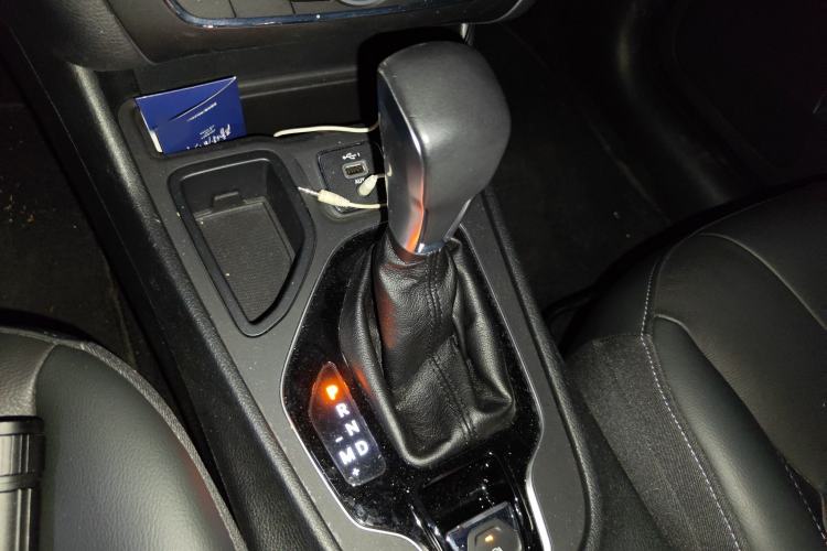 Used Jeep Cherokee 2019 2.0L 2WD Premium Edition China VI