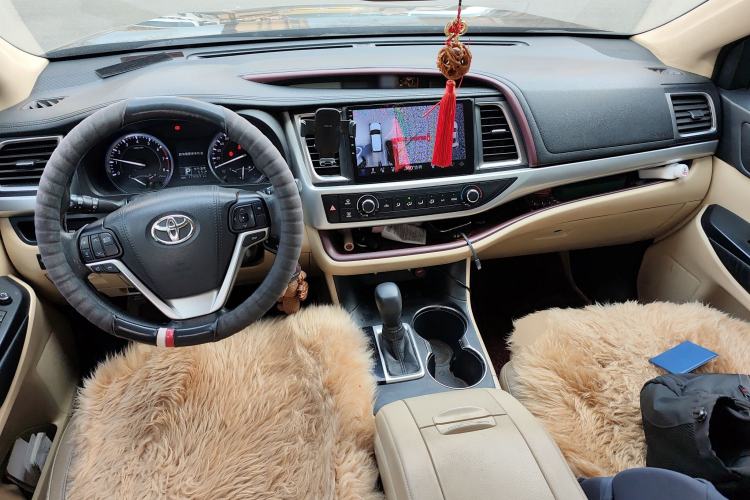 Used Toyota Highlander 2015 2.0T Four-Wheel Drive Elite Edition 7-Seater
