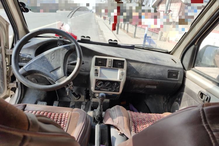 Used Wuling Rongguang 2011 1.2L Base Version
