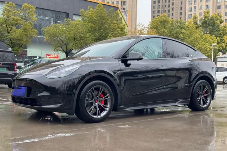 Used Tesla Model Y 2023 Rear-Wheel-Drive Version