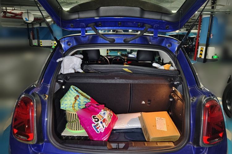 Used MINI 2019 1.5T COOPER Classic Edition Trunk