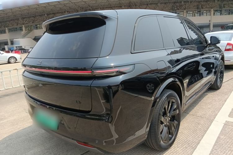 Used Li Auto L8 2023 Pro Model Rear Right 45 Deg