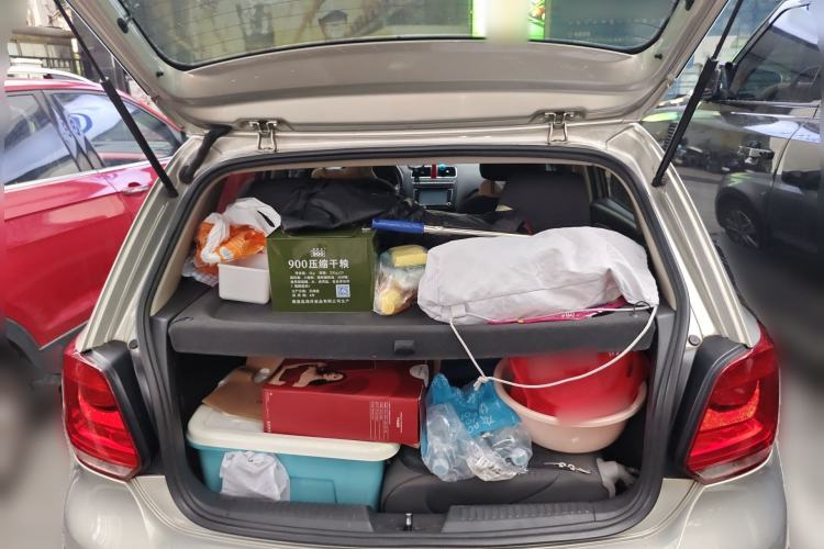 Used Volkswagen Polo 2012 1.6L Cross Polo Automatic Transmission Trunk