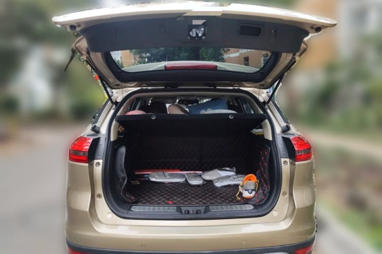 Used Geely Auto Emgrand X7 Sport 2016 1.8TD Automatic ZhiZun Version