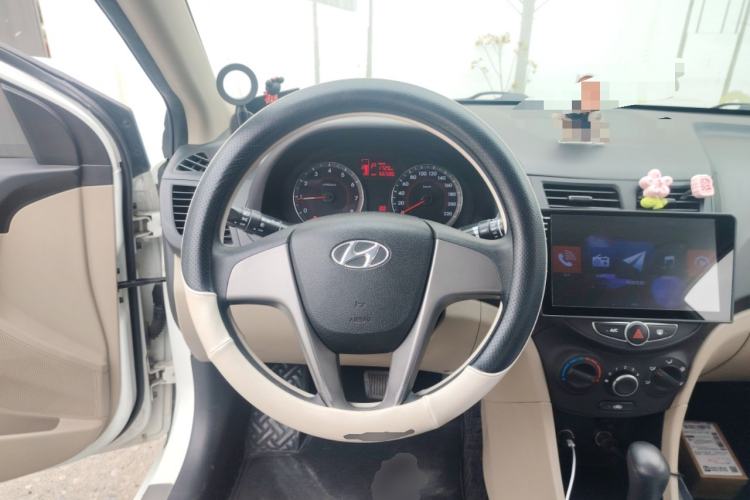 Used Hyundai Verna (older generation) 2016 1.4L Automatic Leading-Edge GLX
