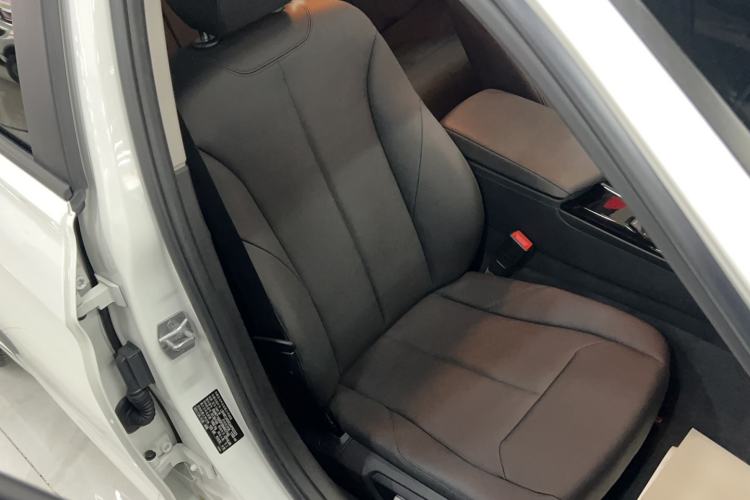 Used BMW 3 Series 2016 316i Fashion Model