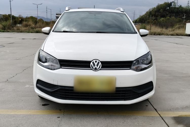Used Volkswagen Polo 2018 1.5L Manual Drive-Comfort Model Exterior 3