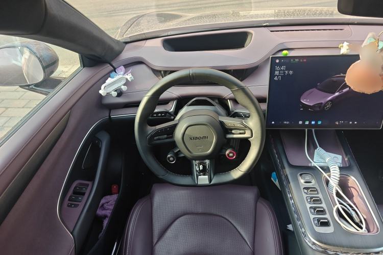 Used Xiaomi Auto SU7 2024 Four-Wheel Drive Ultra-Long Range Advanced Intelligent Driving Max Edition Steering Wheel