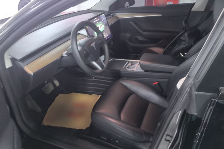 Used Tesla Model 3 2022 Rear-Wheel-Drive Version
