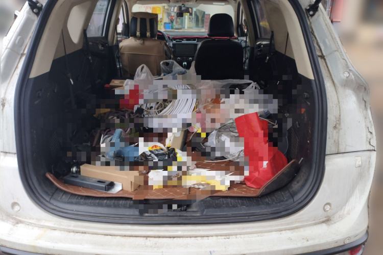 Used Dongfeng Fengon 580 2016 1.8L Manual Comfort Model Trunk