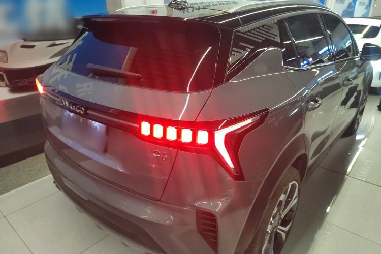 Used Lynk & Co 06 2023 Remix 1.5T Dynamic Halo Rear Right 45 Deg