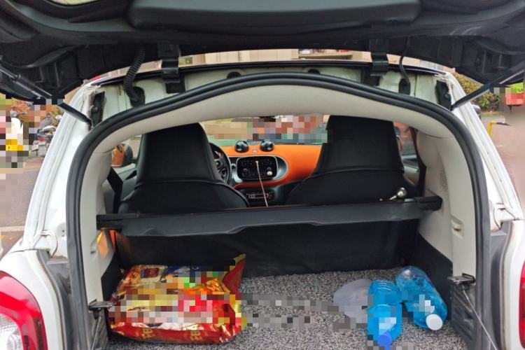 Used smart fortwo 2015 1.0L 52 kW Hardtop Passion Edition Trunk