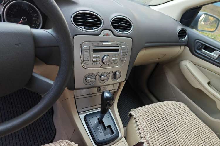 Used Ford Focus 2013 Sedan Classic 1.8L Automatic Base Model