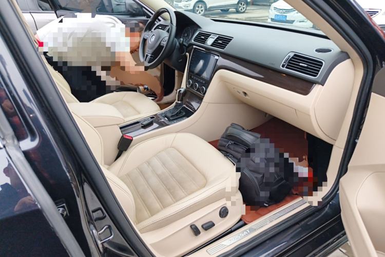 Used Volkswagen Passat 2013 1.8TSI DSG Ultimate Edition
