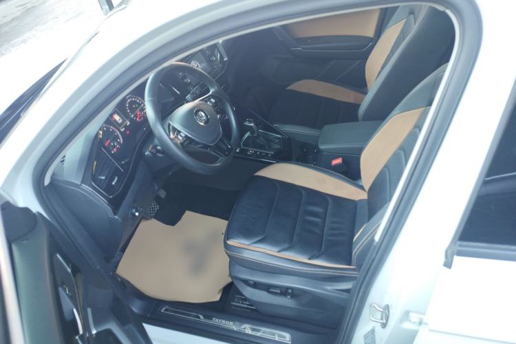 Used Volkswagen Tayron 2019 330TSI Two-Wheel-Drive Luxury Version China V Emission Standard Driver Seat