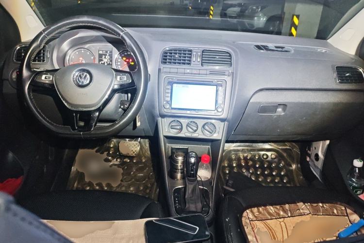 Used Volkswagen Polo 2016 1.6L Automatic Comfort Model
